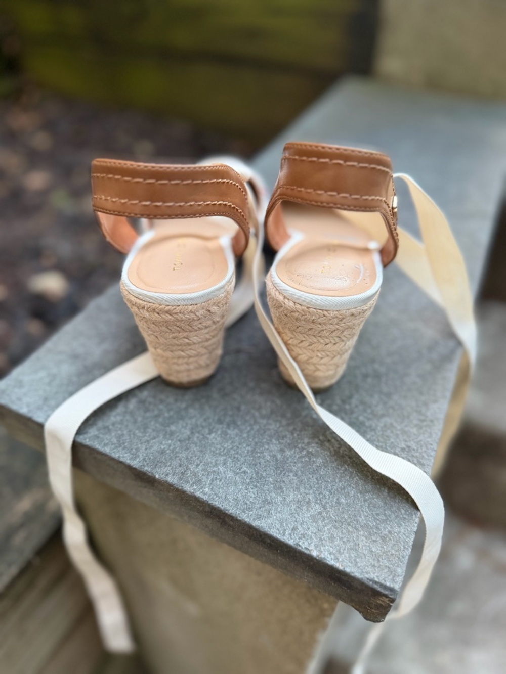 Lovely GUC Tommy Hilfiger espadrille sandals - Picture 5 of 5